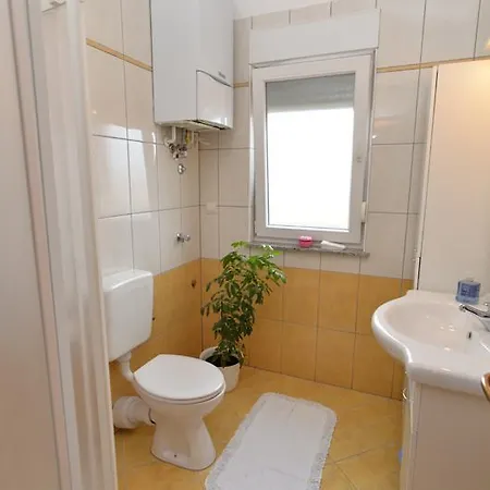 Apartment Gracijela 696 *