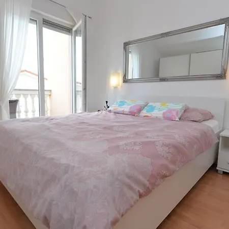 Gracijela 696